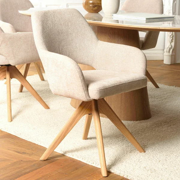 Chaise pivotante beige dossier droit - pieds bois LINEA