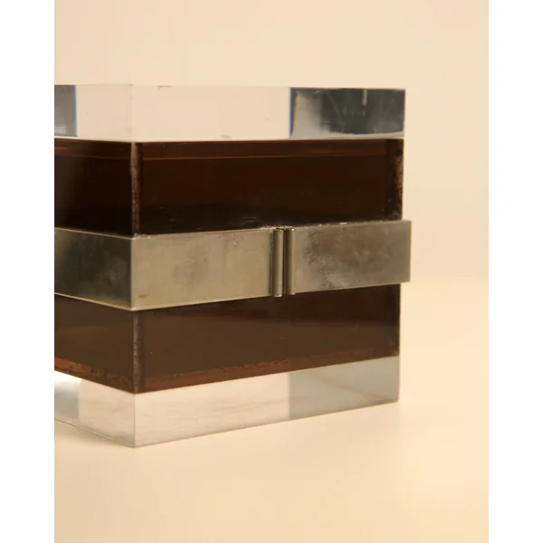 Cubic box in acrylic glass and chrome by Alessandro Albrizzi 70's