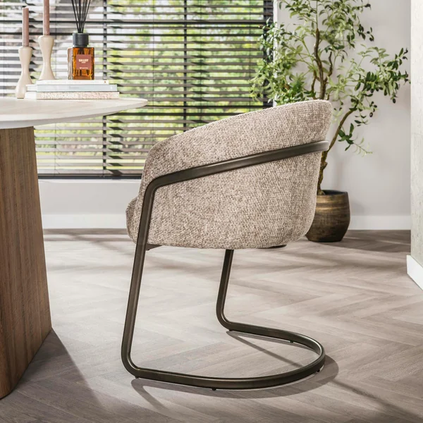 Fauteuil de table beige chenille pied luge bronze (lot de 2) ASCOLI