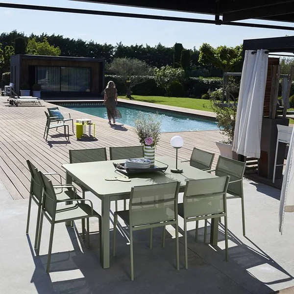 FERMOB Table Carrée 143 x 143 cm Craft en Acier - Cactus