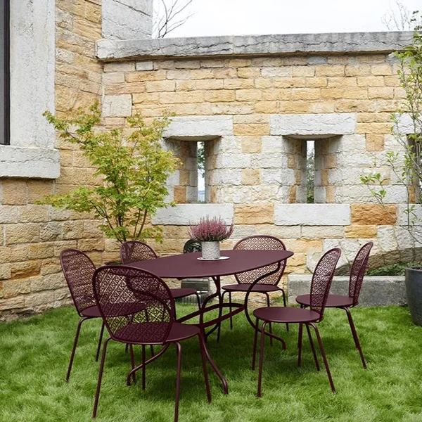 FERMOB Table Ovale 160 x 90 cm Opéra+ en Acier - Pain d'épice