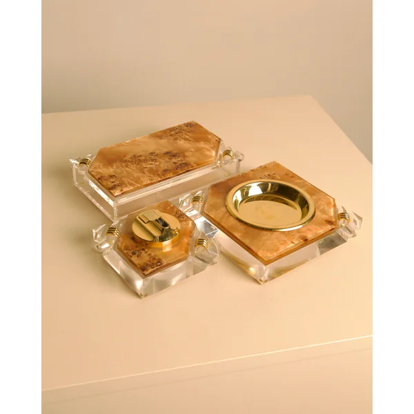 Italian 70s Desk Set for Smokers in Wood, Plexiglass, and Brass