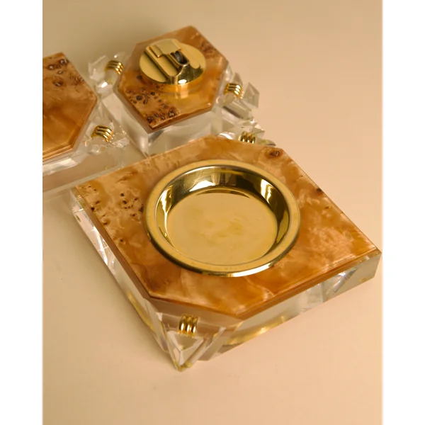 Italian 70s Desk Set for Smokers in Wood, Plexiglass, and Brass
