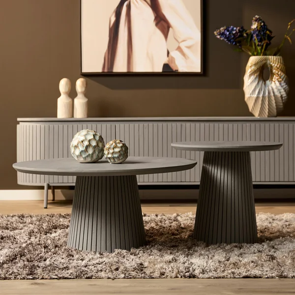 Petite table ronde bois gris à pied rainuré CALERO