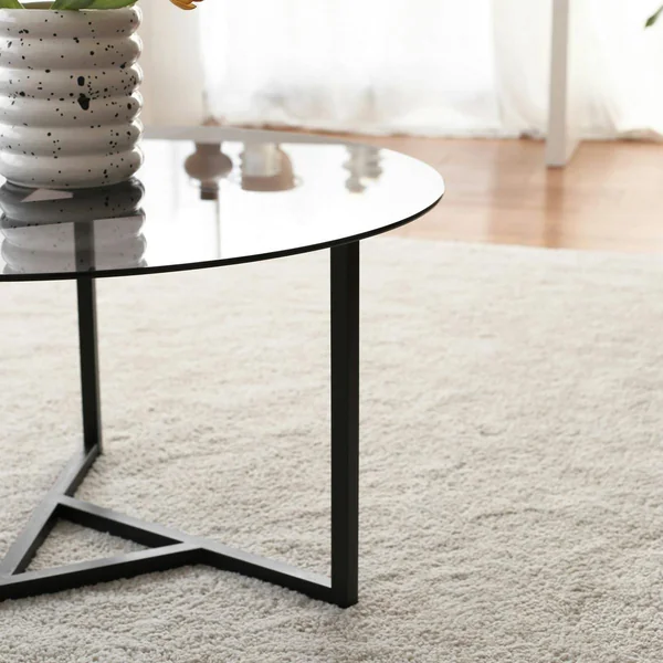 Table basse ronde verre fumé, pied noir 3 branches TULUM