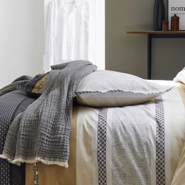 TRADILINGE Parure de lit percale Marlow Acier - 260 x 240 cm